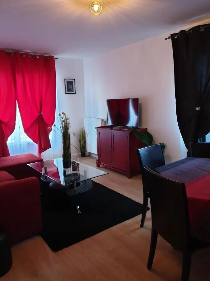 Grand F3 Confortable 5 Mn De Paris Et Proche Disneyland Maisons-Alfort 0*,