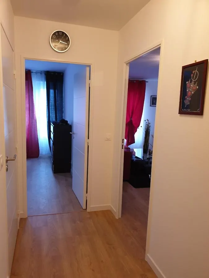 Grand F3 Confortable 5 Mn De Paris Et Proche Disneyland Maisons-Alfort Apartment